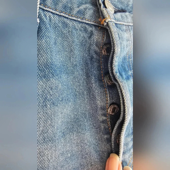 Levi's Jeans Denin Original 501 High Rise Streight Leg Distressed size 29 32 - Picture 2 of 7